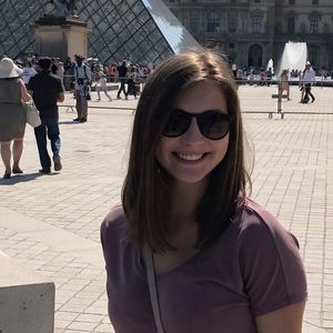 Meet your Posher, Hallie